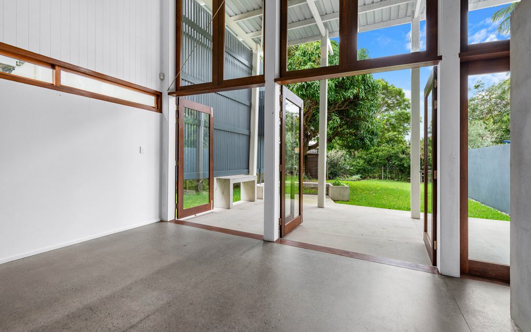 57 Liverpool Road, CLAYFIELD  QLD  4011